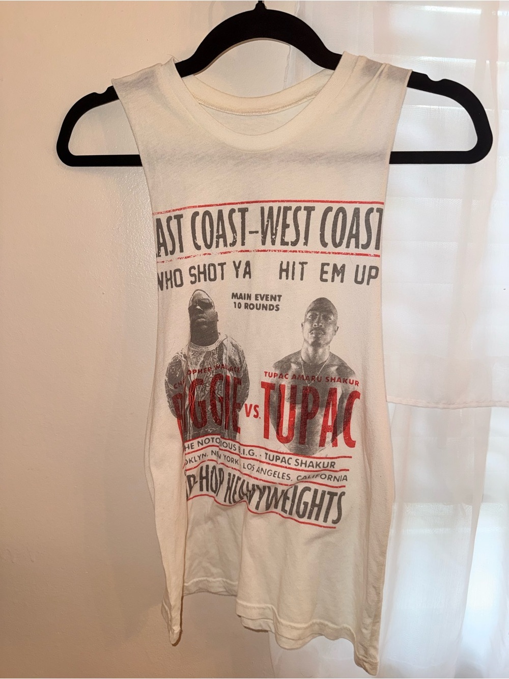 Tupac vs Notorious White Graphic Muscle Tee